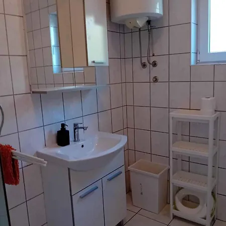 Apartment In Klimno/insel Krk 12514 *