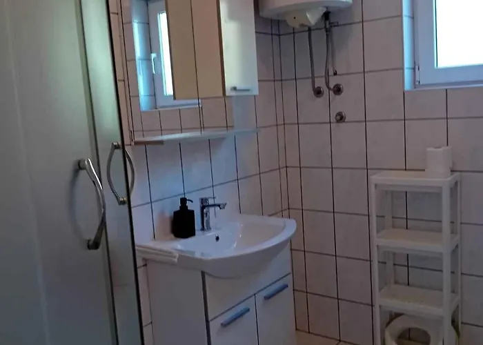 In - Insel Krk 12514 شقة *